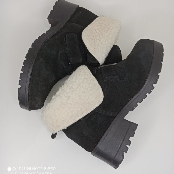 Newport news Black suede leather booties - Picture 3 of 10